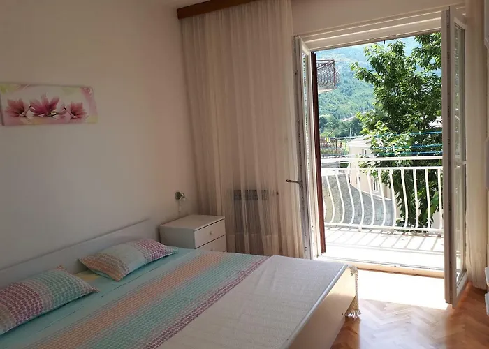 아파트 Lily 포드스트라나